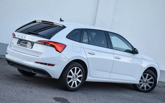 Skoda Scala cena 59899 przebieg: 88000, rok produkcji 2020 z Gorzów Wielkopolski małe 704